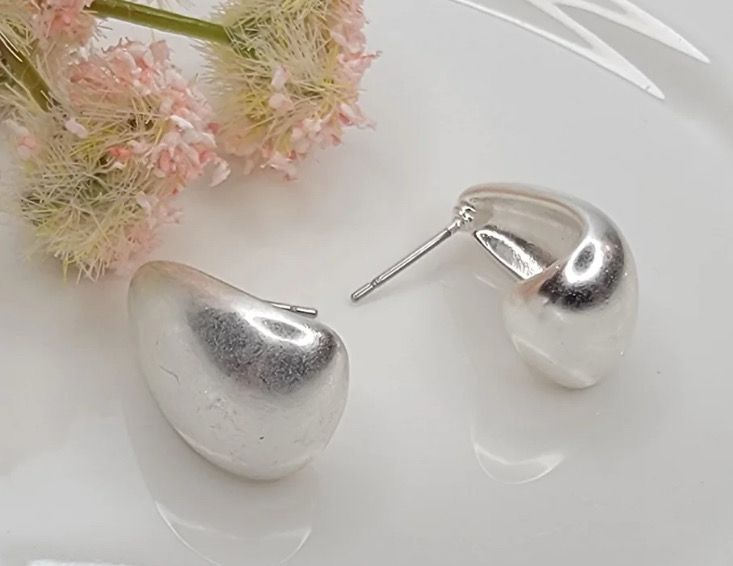 Brushed Matte Silver Tear Drop Post Earrings