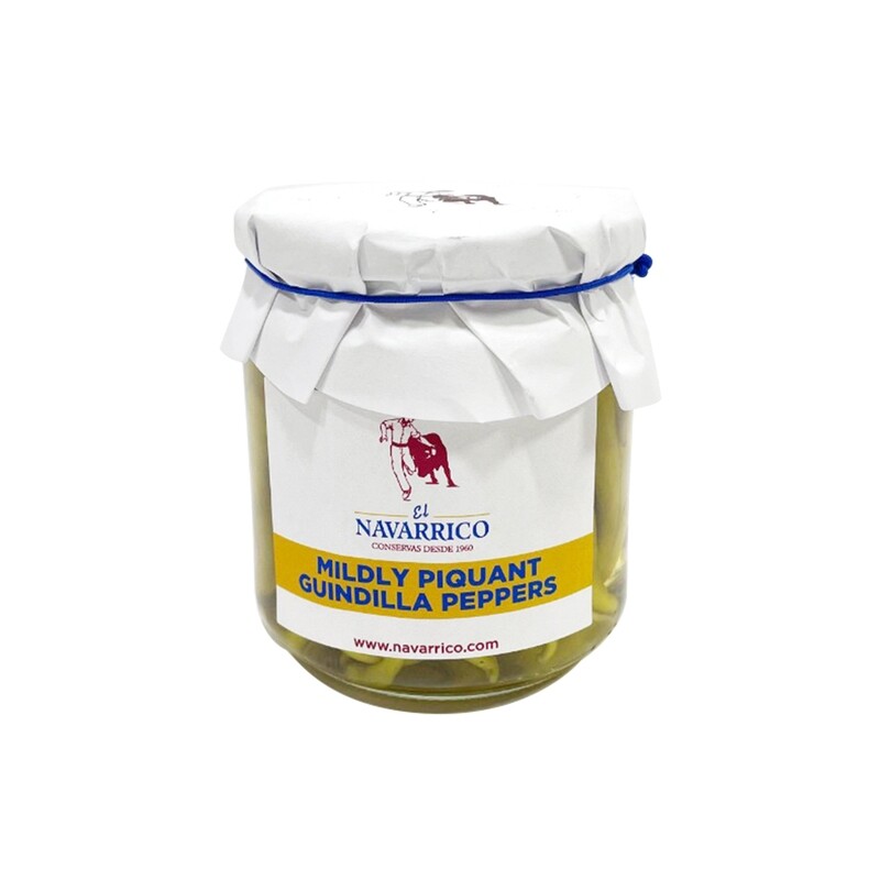 El Navarrico Mildly Piquant Guindilla Peppers 300g