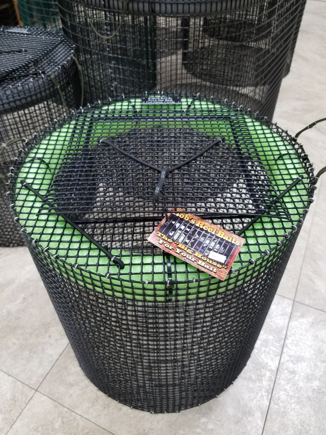 Rob's Reel Baits Bait Pen