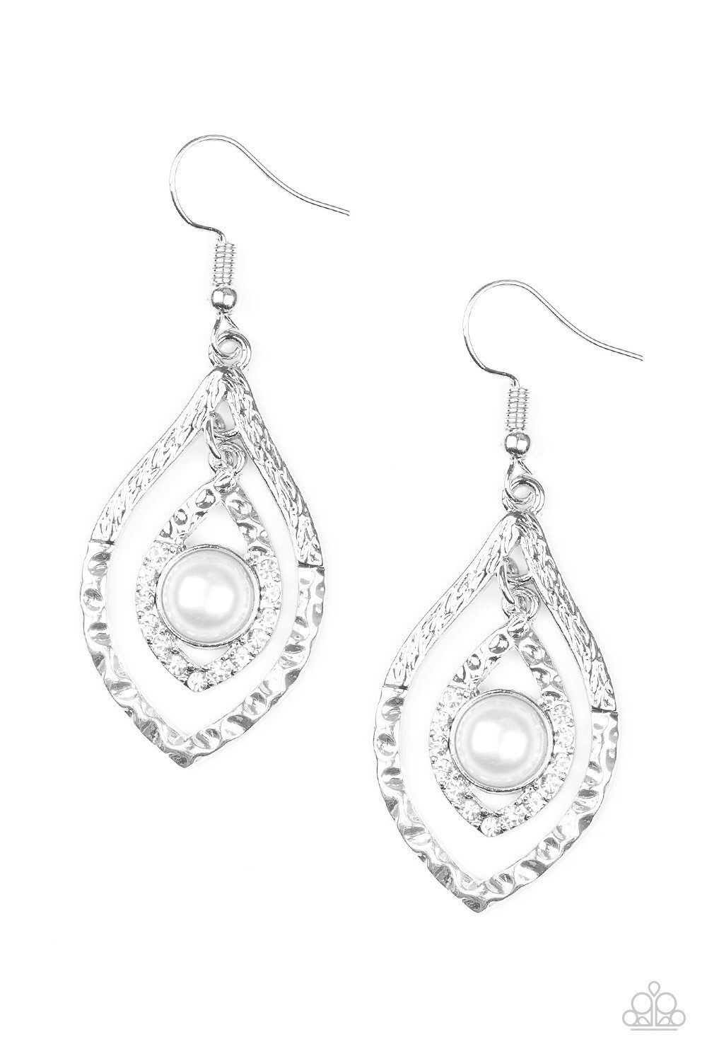 Paparazzi-Breaking Glass Ceiling-Silver