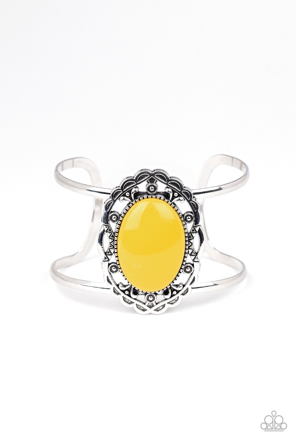 Paparazzi-Vibrantly Vibrant-Yellow Cuff