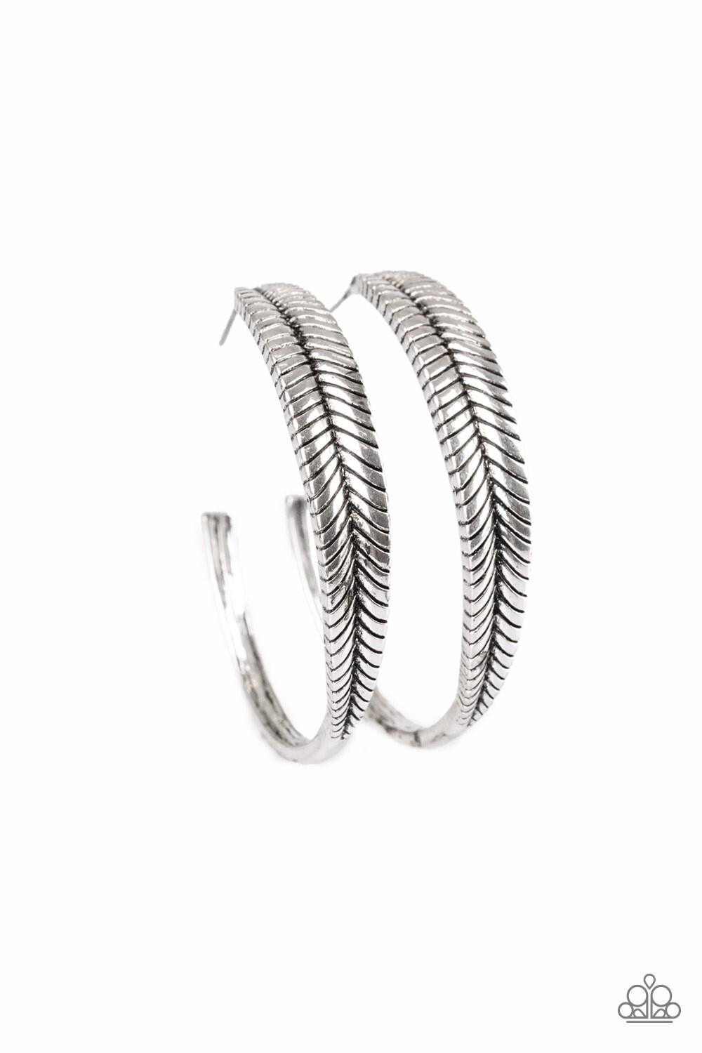 Paparazzi-Funky Feathers-Silver Hoop