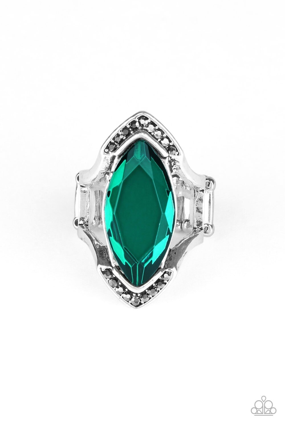 Paparazzi-Leading Luster-Green