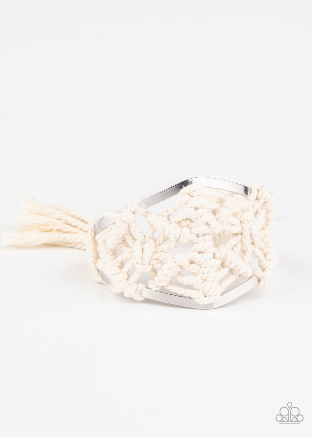 Paparazzi-Macrame Mode-White Life Of The Party Exclusives September 2020 
