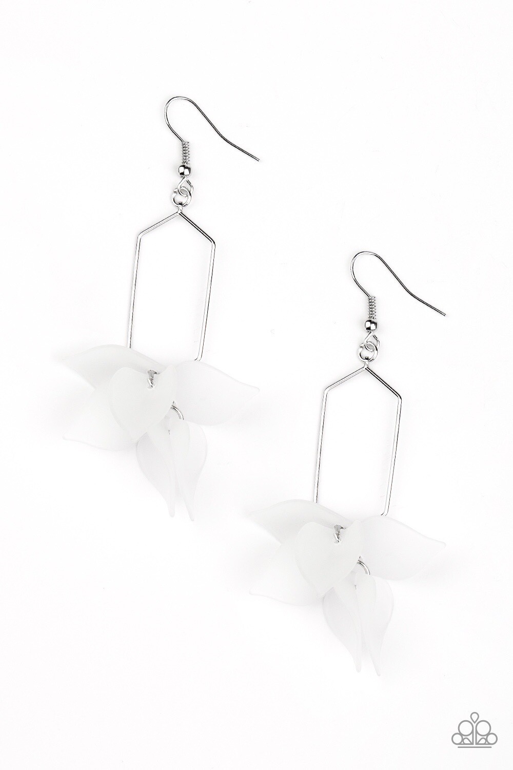 Paparazzi-Extra Ethereal - White