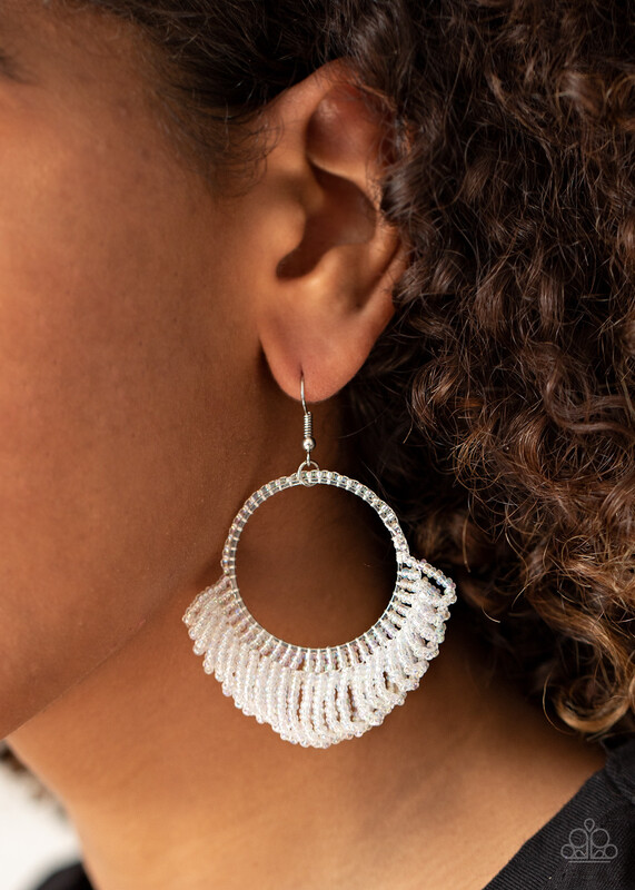 Paparazzi-Cant BEAD-lieve My Eyes! - Multi (White)