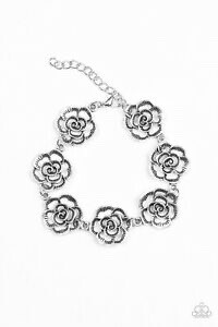 Paparazzi-Nip It in Rosebud-Silver