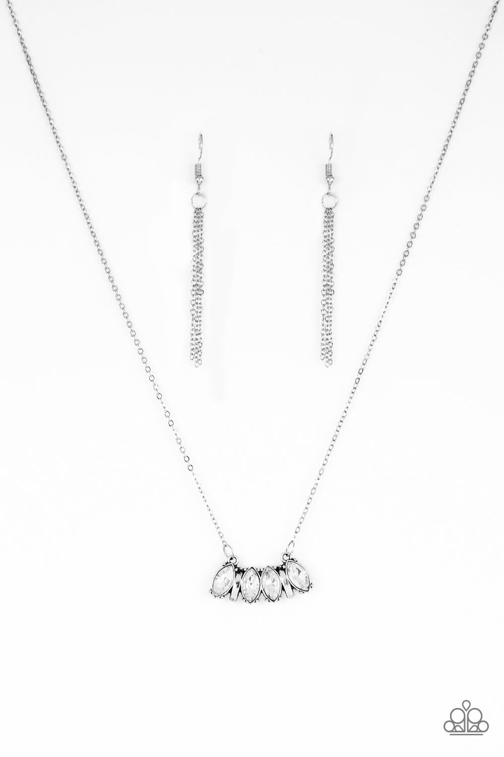 Paparazzi-Deco Decadence-White