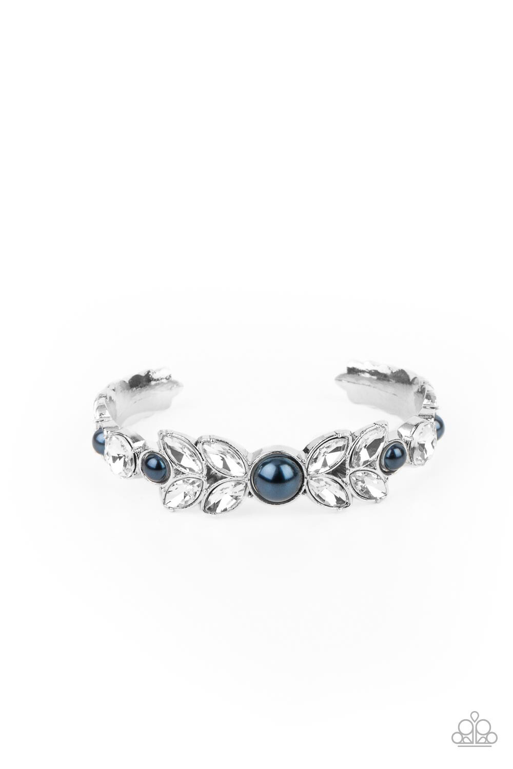 Paparazzi-Regal Reminiscence -Blue Pearl Cuff