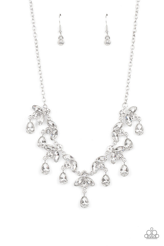 Paparazzi-Vintage Royale-White