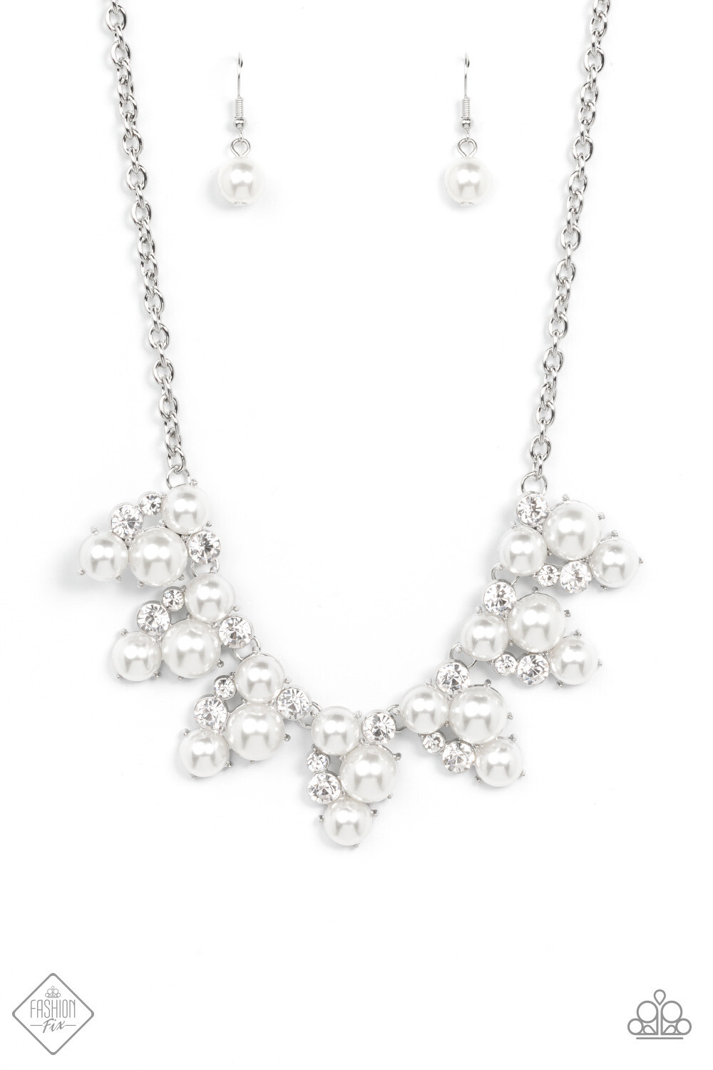 Paparazzi-Renown Refinement - White