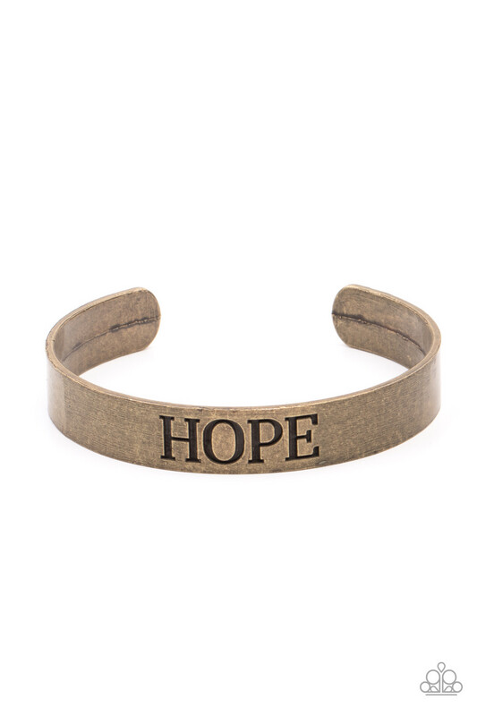 Paparazzi-Hope Makes The World Go Round - Brass Cuff
