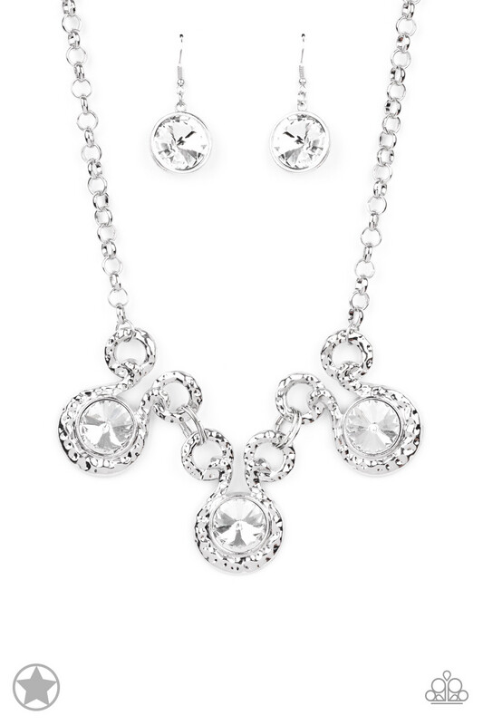 Paparazzi-Hypnotized Silver-Blocbuster