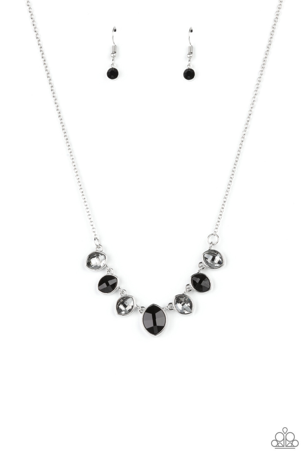 Paparazzi-Material Girl Glamour - Black