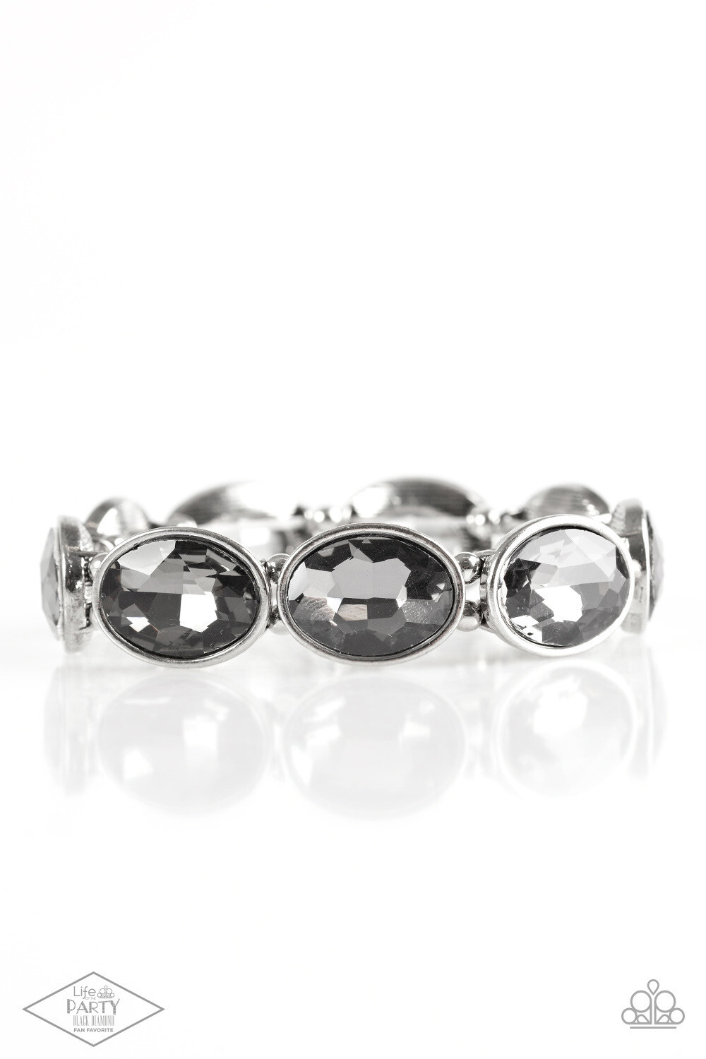Paparazzi-DIVA In Disguise - Silver