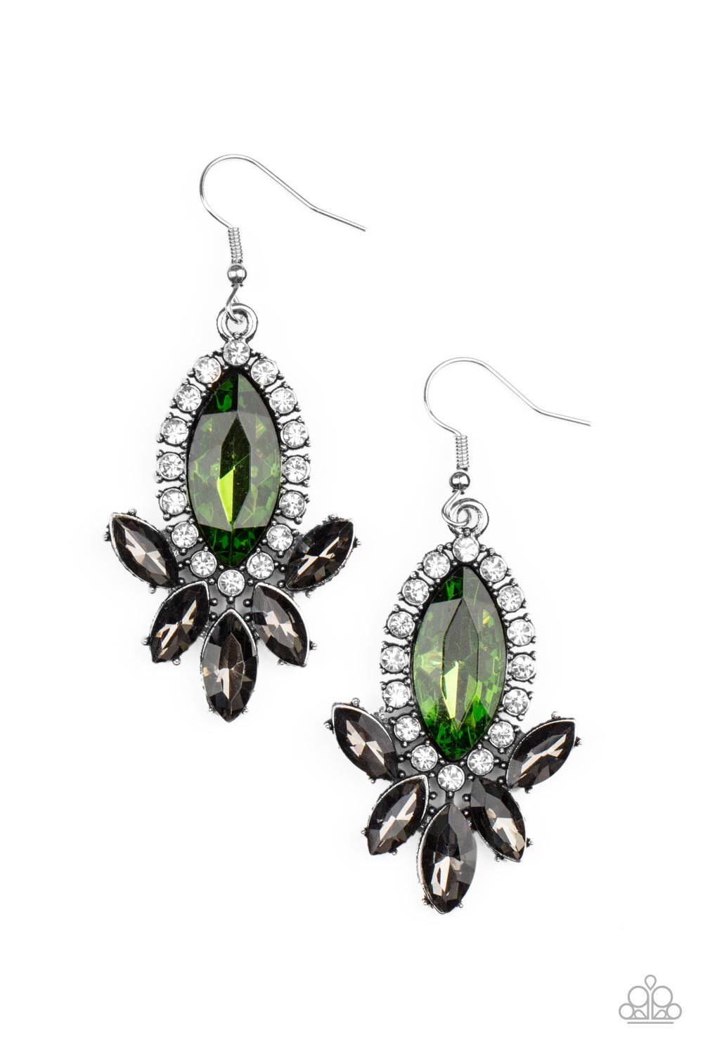Paparazzi-Serving Up Sparkle - Green