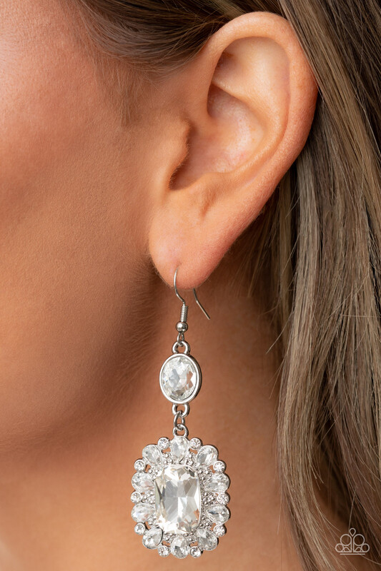 Paparazzi-Capriciously Cosmopolitan - White
