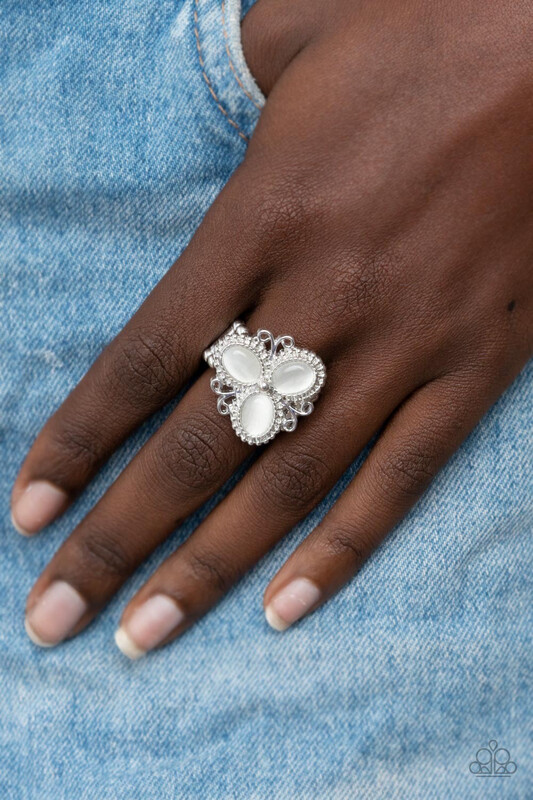 Paparazzi-Bewitched Blossoms - White