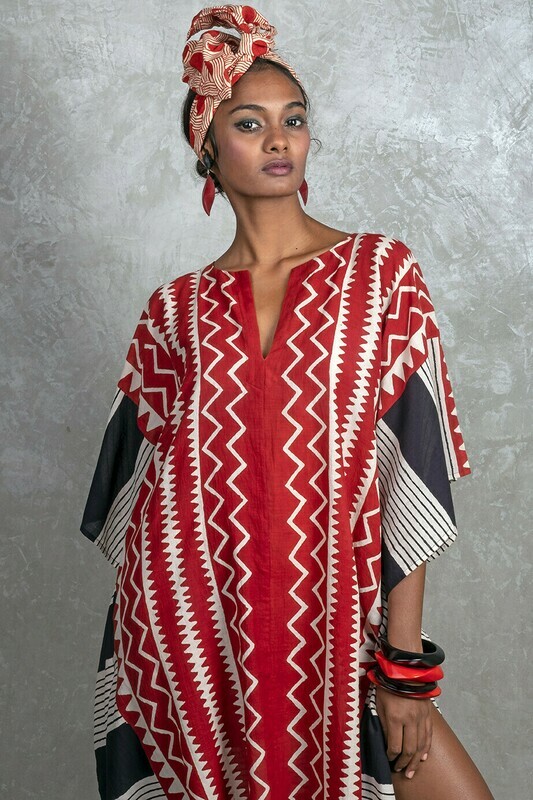 PONCHO - LIPARI - RED &amp; BLACK