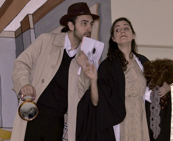 ESPECIAL HALLOWEEN PRIMARIA Inspector Bob and the ghost in the theatre