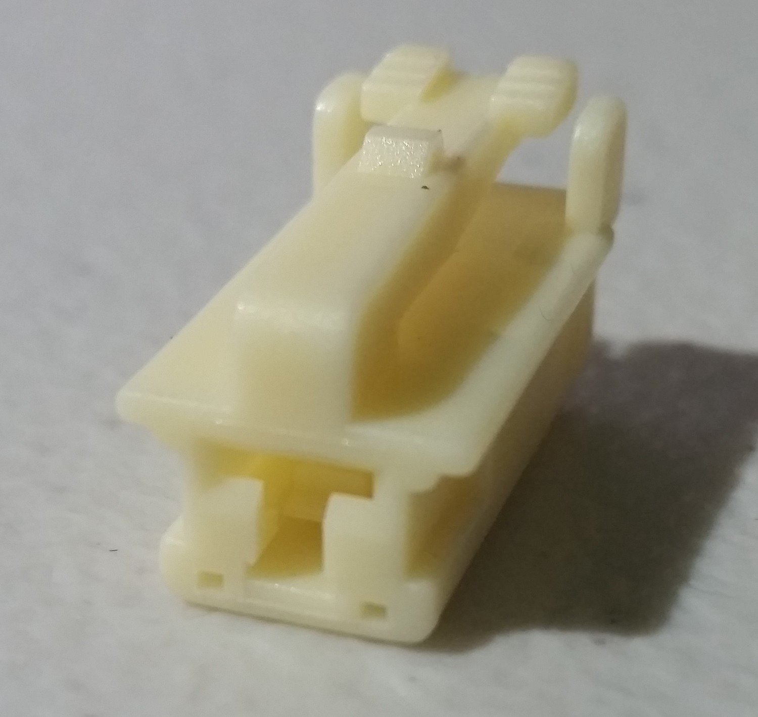 EVO Fuel Pump Wire Connector (Female)