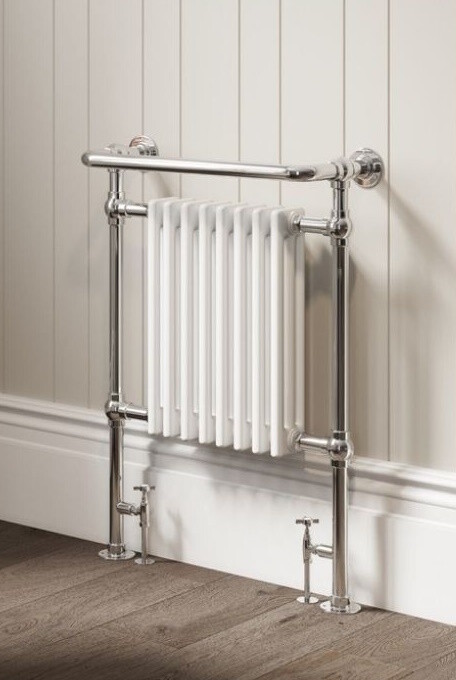 Newbury Traditional Towel Rail, Please select size:: 965mm High x 540mm Wide - (431 Watts/1471 BTUs), Please select finish:: Chrome