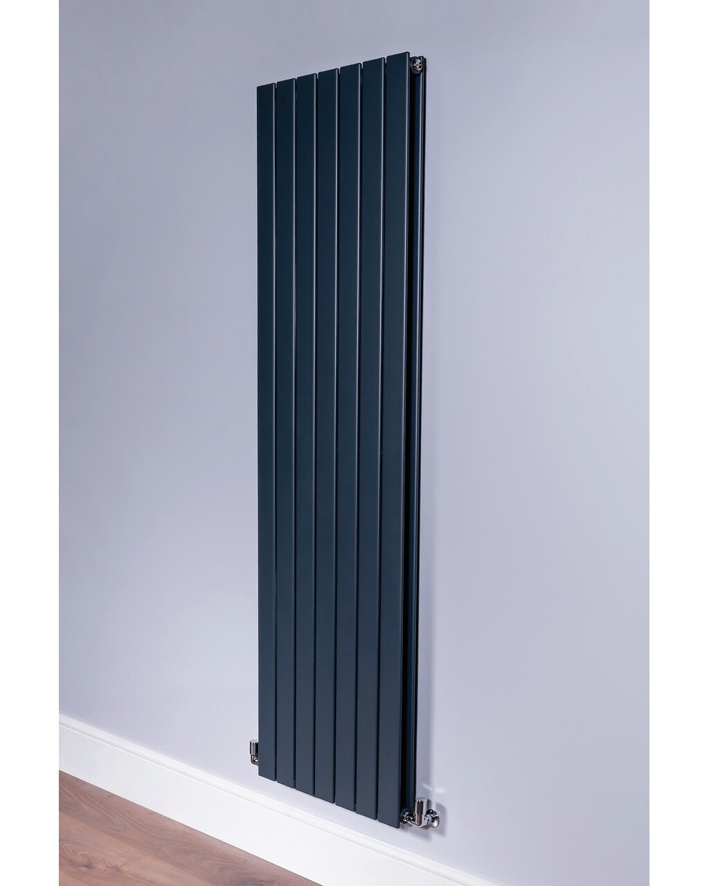 Strata Vertical Radiator
