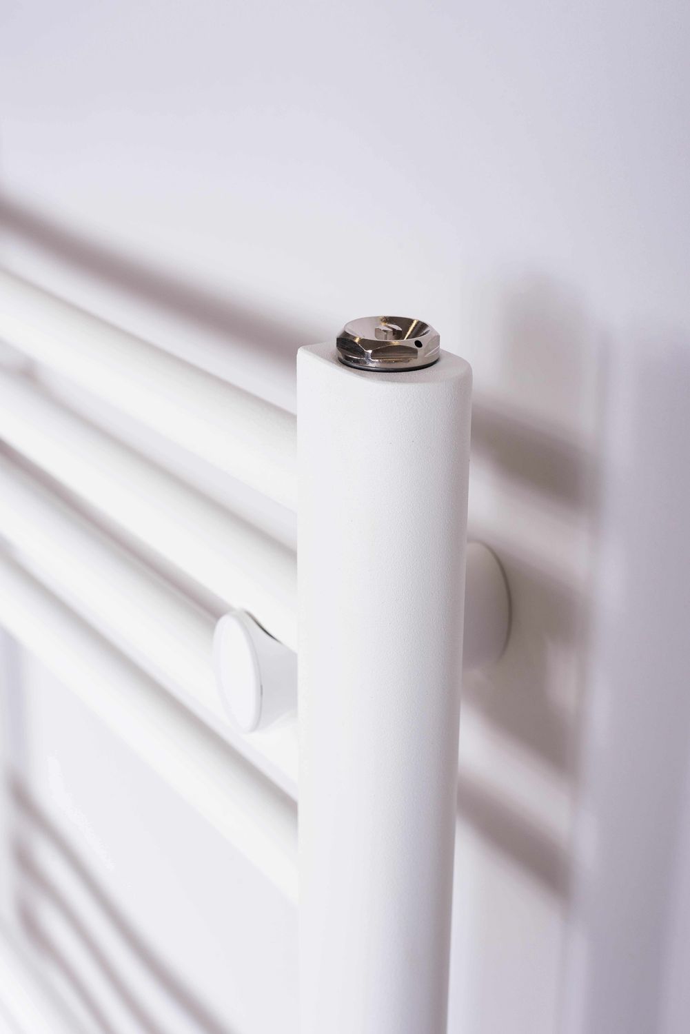 Essential Towel Rail, Please select size:: 600mm High x 500mm Wide - 305 Watts / 1040 BTUs, Colour:: White Texture 9016