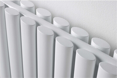 Ovale in White
