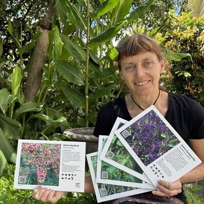 Bonus Pack - 10 Bush Tucker Plant ID Interpretive Signs + 2 Bonus signs