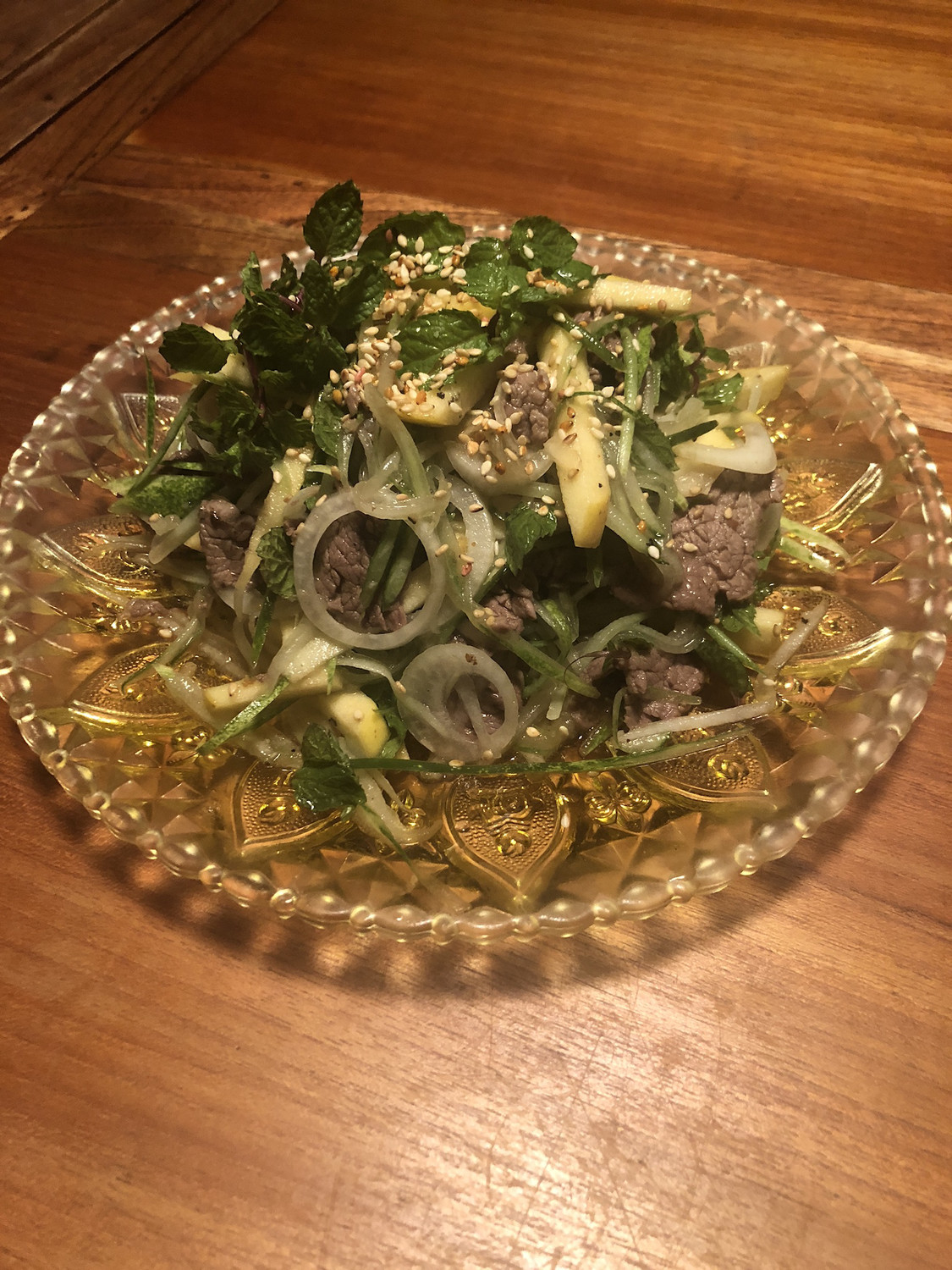VIETNAMESE RARE BEEF SALAD/34