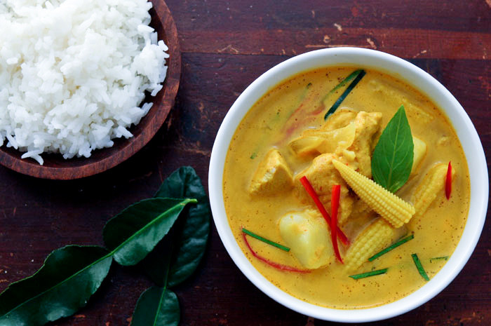THAI YELLOW CURRY/72