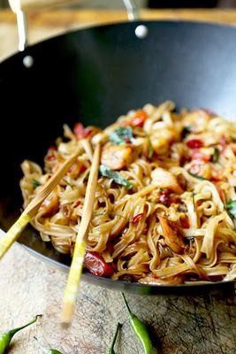 THAI NOODLES