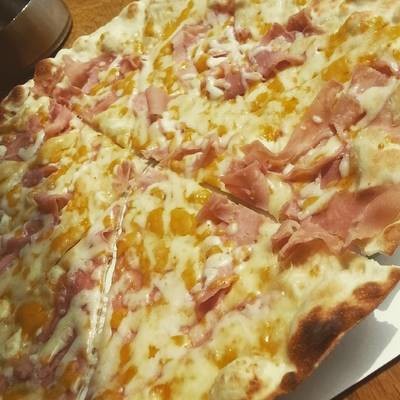CHEESE &amp; HAM PIE