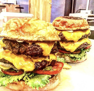 DOUBLE BEEF BURGER