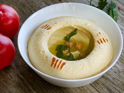 HOMMOS