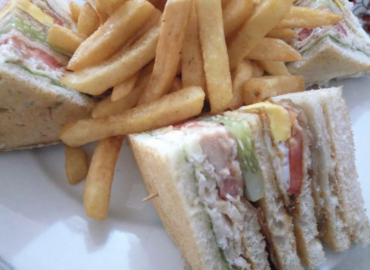 CLUB SANDWICH