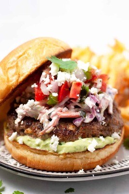 LILA&#39;S MEXICAN BURGER SPECIAL/L
