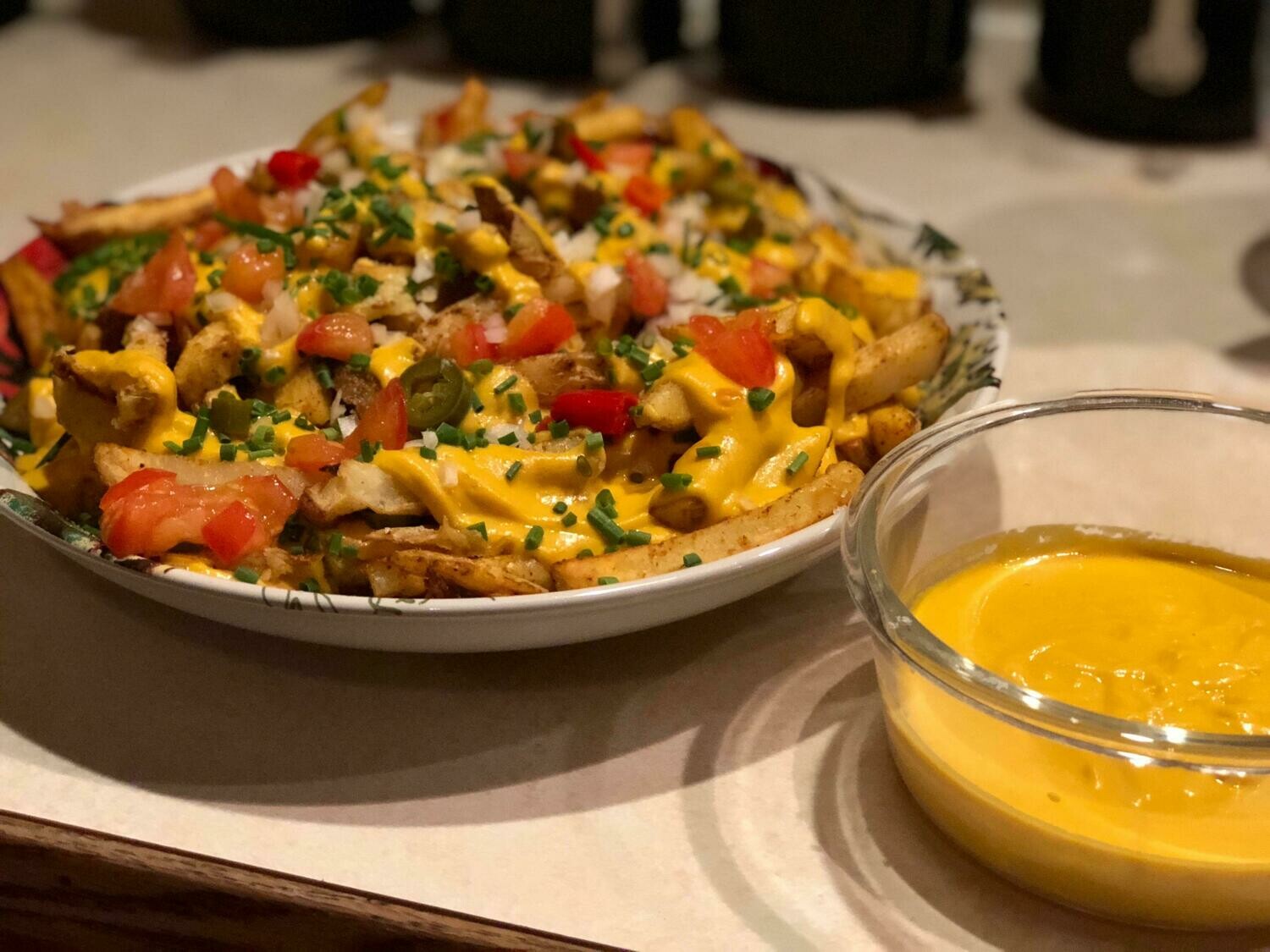 LILA&#39;S VEGETARIAN FRIES SPECIAL/L