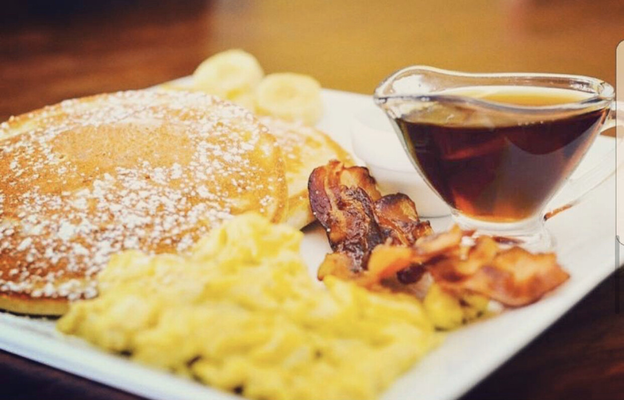PANCAKE WITH EGGS &amp; BACON