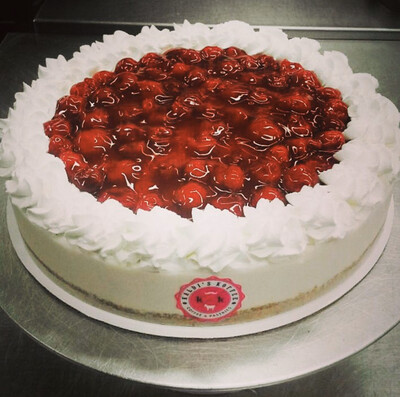VANILLA CHERRY CHEESECAKE