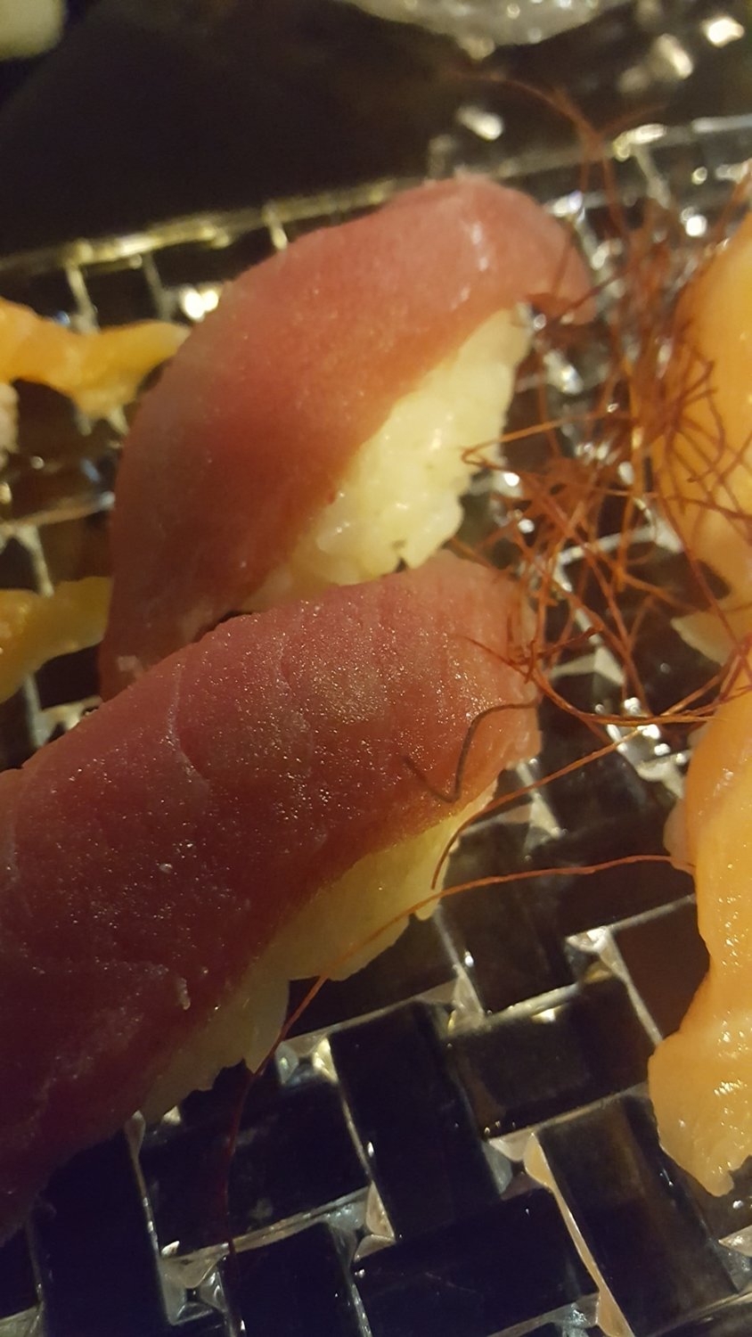 TUNA NIGIRI /127