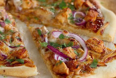 BBQ CHICKEN PIZZA 