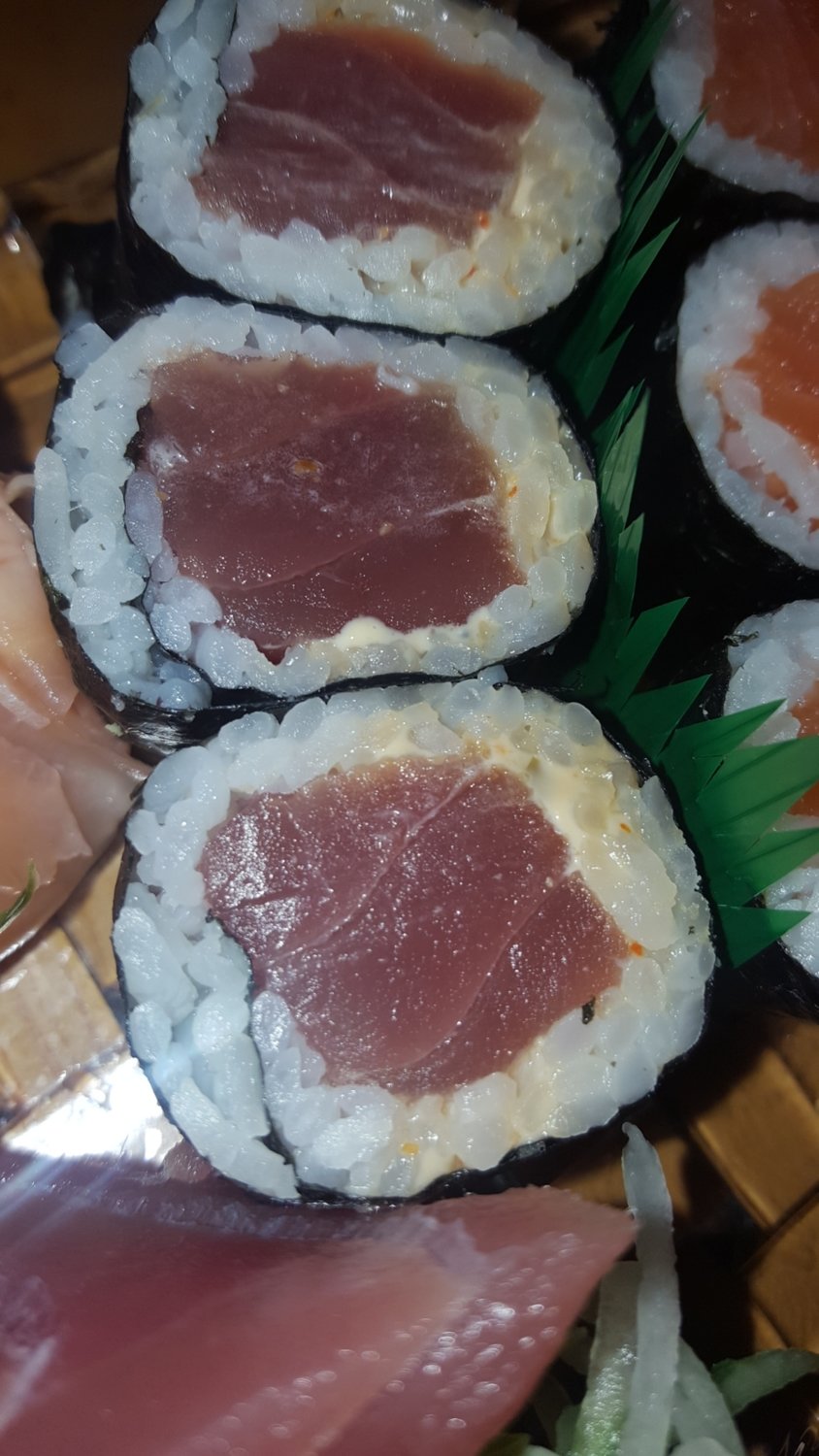 TUNA HOSO MAKI /373