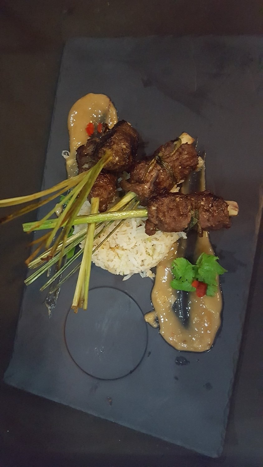 VIETNAMESE BEEF ROLLS