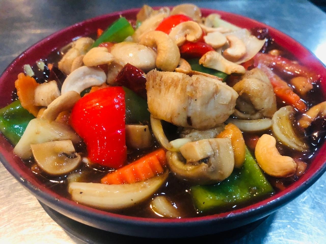CHICKEN &amp; CASHEW NUTS /91