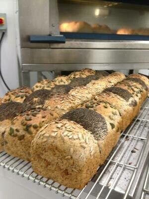 Battlefield Bakery Bread : Brown Threestanes Loaf