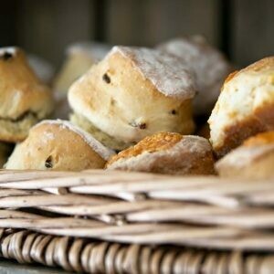 Battlefield Bakery Bread: 4 Plain Scones