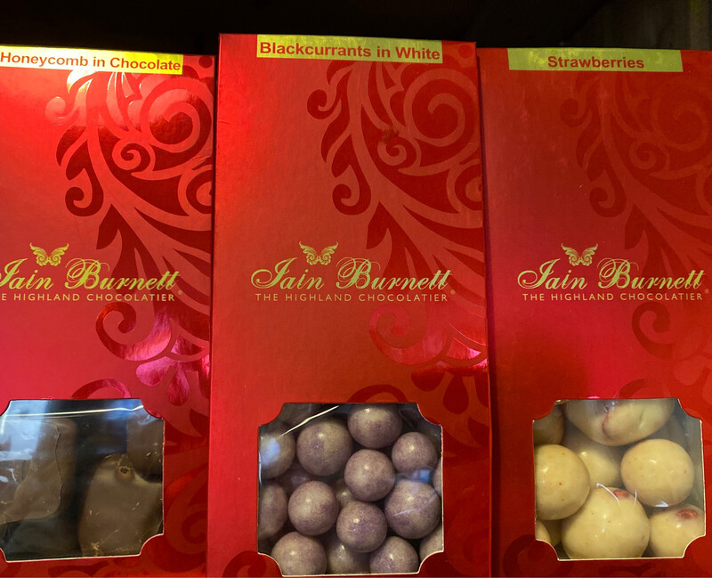 Highland Chocolatier, Blackcurrants Rolled in White Chocolate