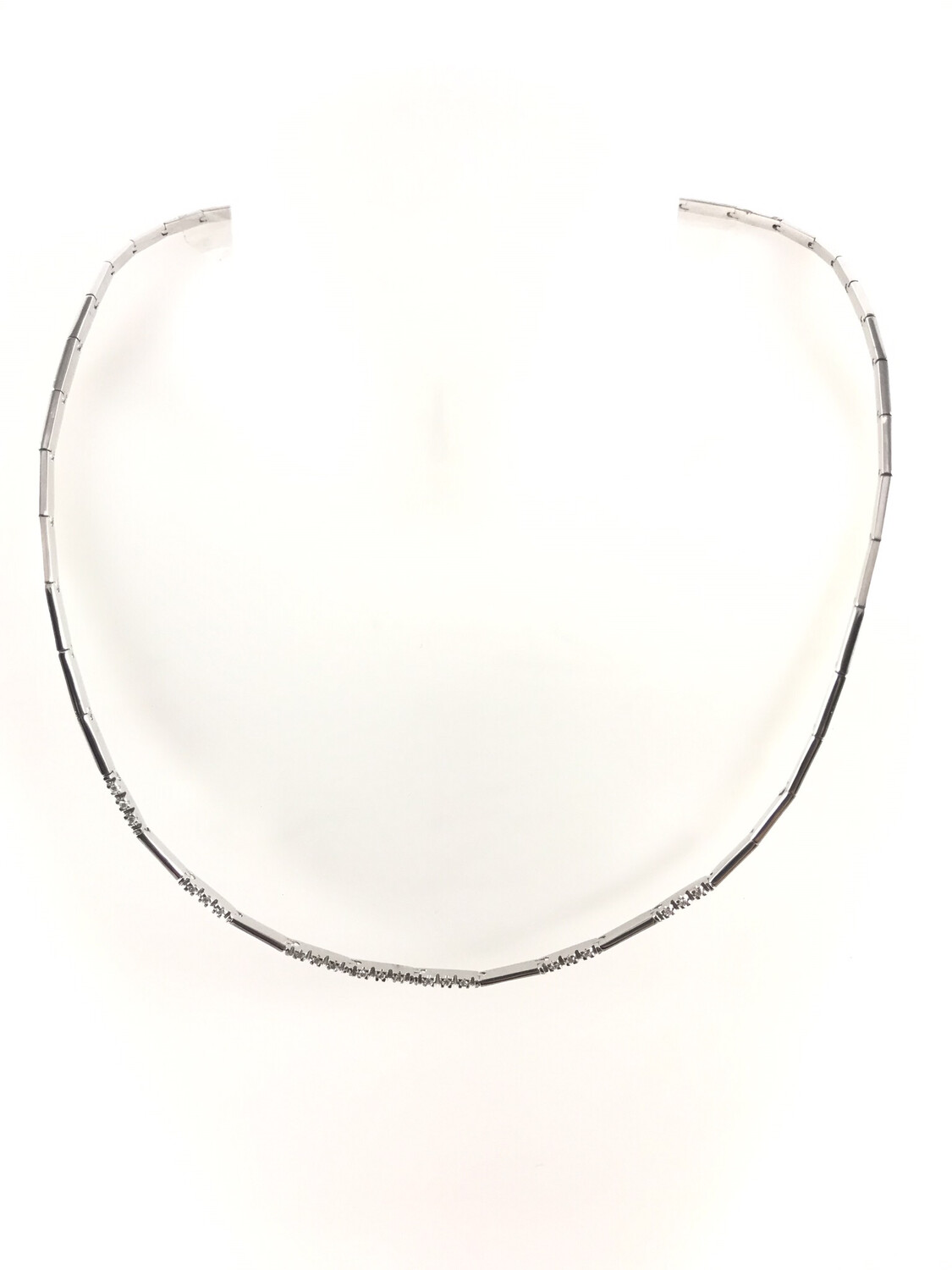 Girocollo semirigido in Oro Bianco e Diamanti.